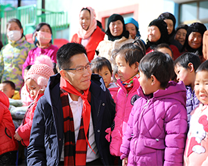 Bellamoon (Xiamen) Medical Technology Co., Ltd. initiierte gemeinnützige Kleidungs- und Spendenaktionen für verarmte Kinder